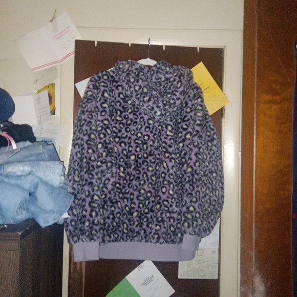 UGG Loyra Sherpa Hooded Sweatshirt - Picture 7 of 9